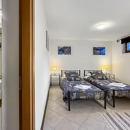 Apartment Casa Tulipano Grande Faggeto Lario