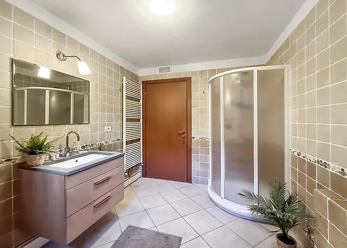 Casa Tulipano Grande Lejlighed Faggeto Lario